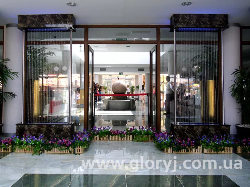 Водоспад струнно-крапельний