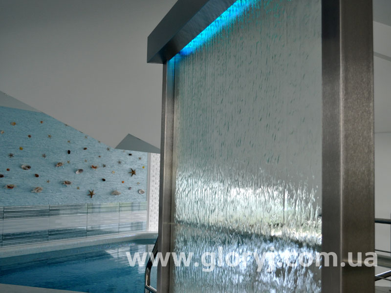 Водоспади по склу на замовлення