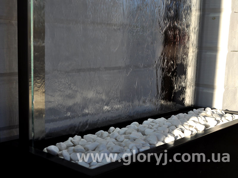 Виготовлення водоспадів по поверхні скла на замовлення