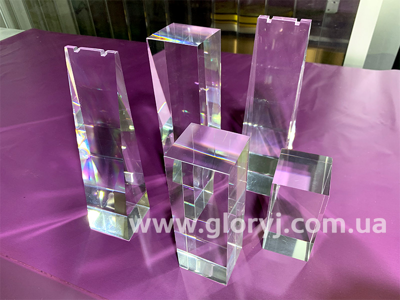 Креативні підставоки з акрилу для прикрас та інших виробів