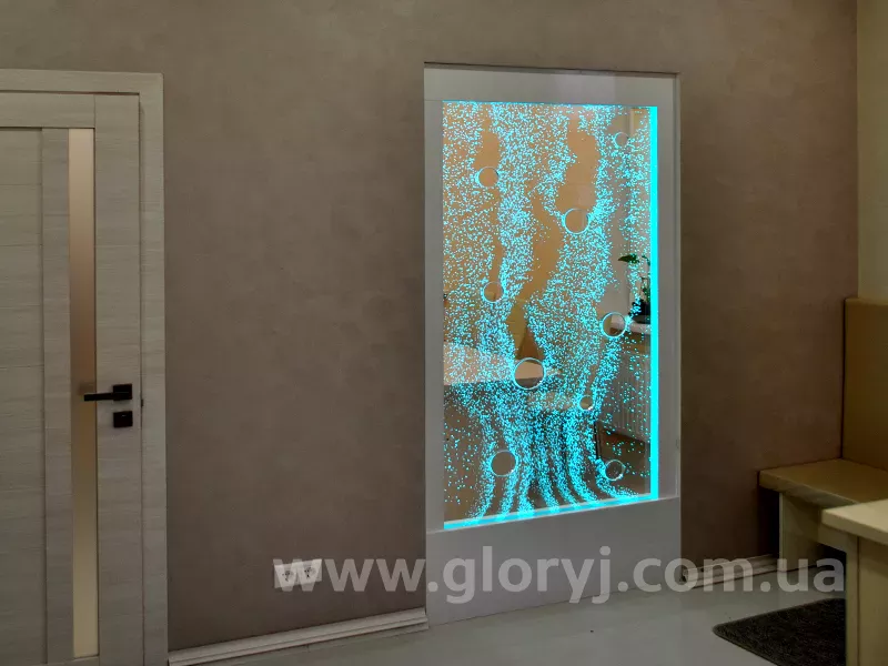 Монопанель в ніші стіни