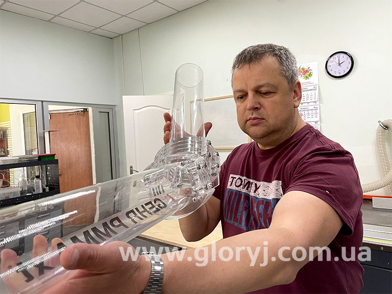 Контроль якості виробів з акрилу (органічного скла)