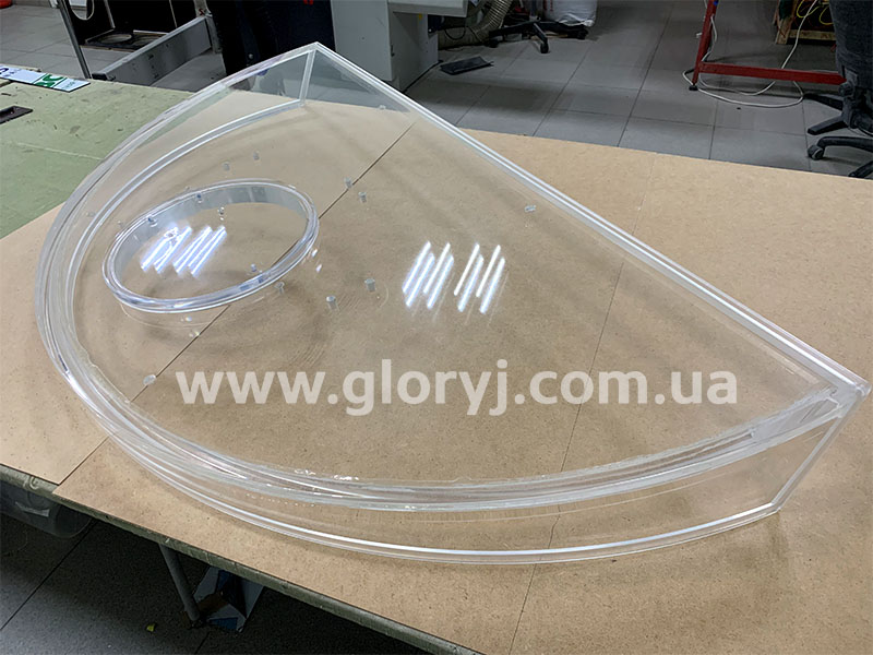 Виготовлення кришок з акрилу на кутера